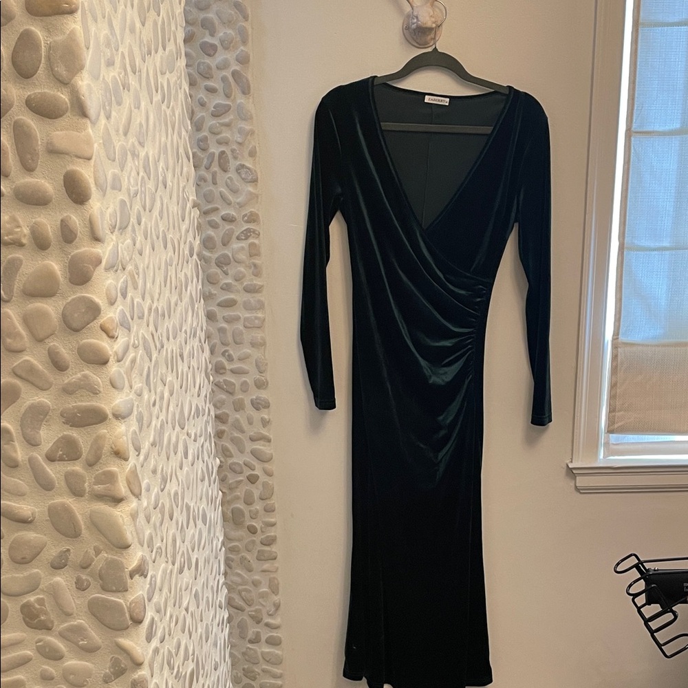 Elegant Green Velvet Dress